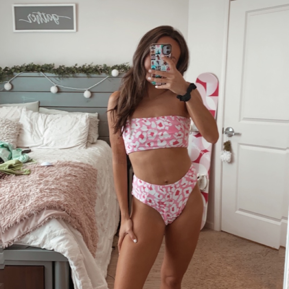 pink bikini